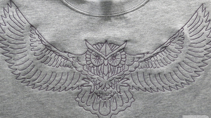 Вышивка совы на футболке